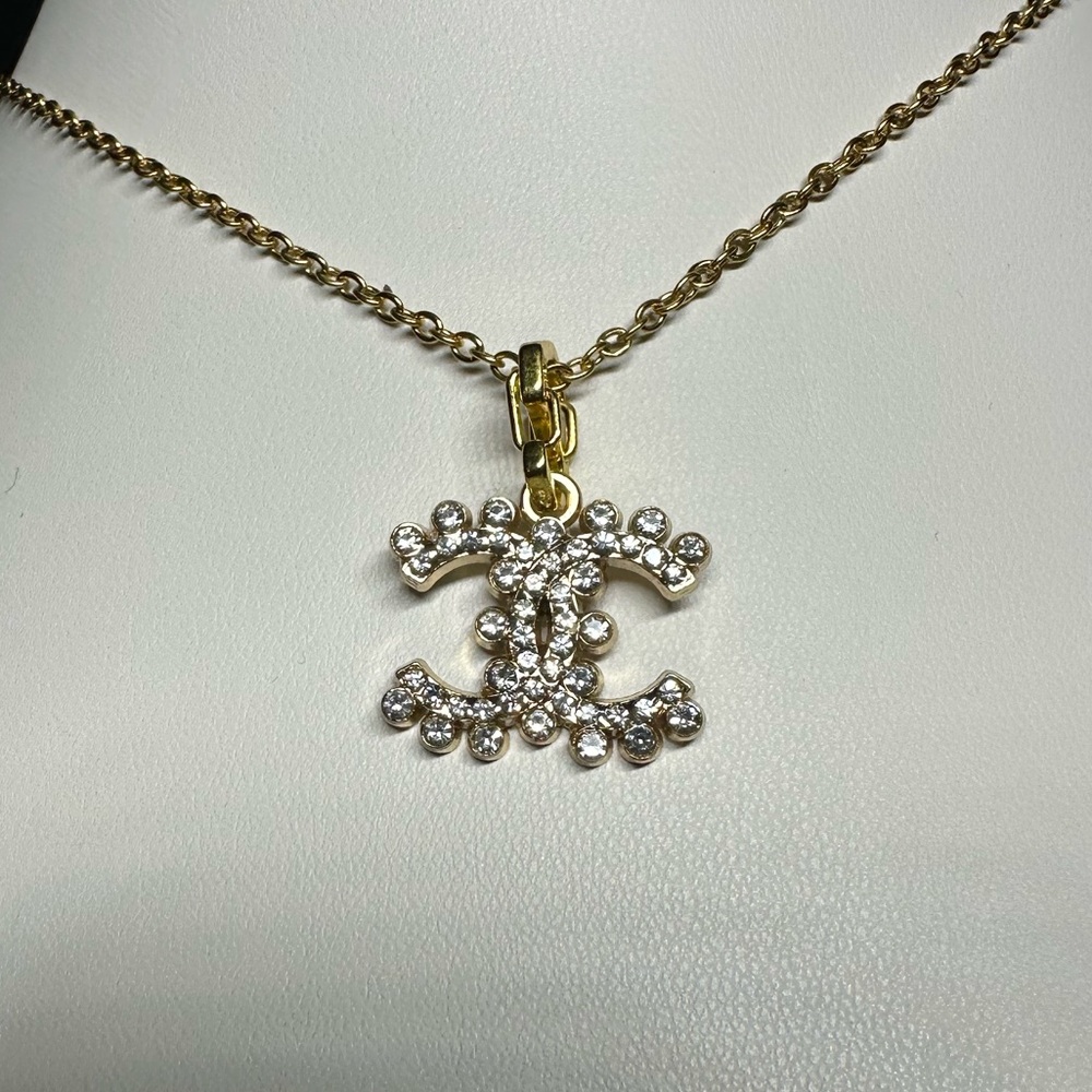 Zipper Charm with Chain